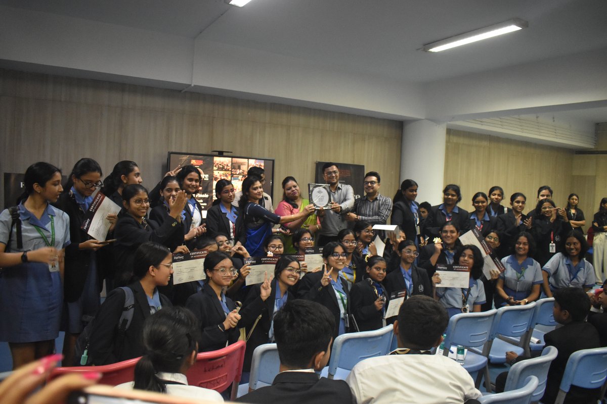 Winners with certificates